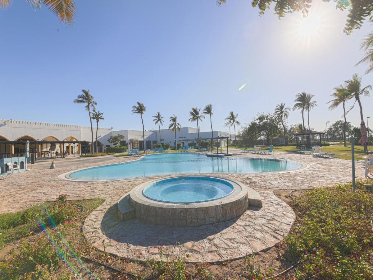 Capital O133 Al Sawadi Beach & Station touristique 3*
