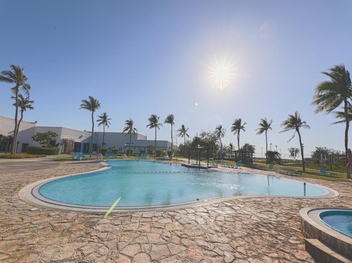 Capital O133 Al Sawadi Beach &